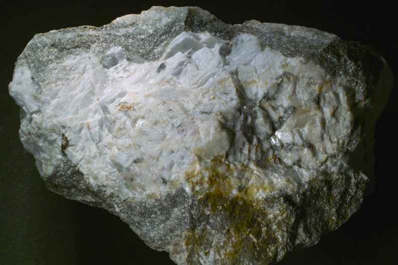 grobkristalliner Calcit-Marmor