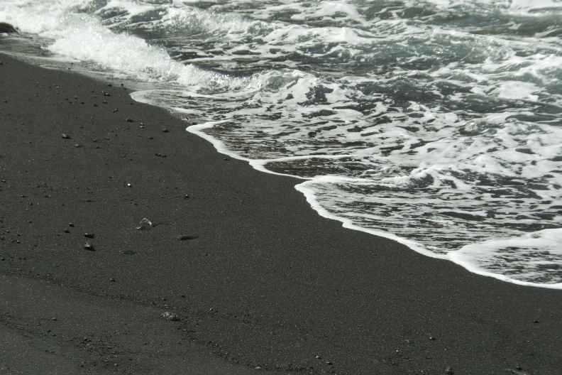 schwarzer Sand